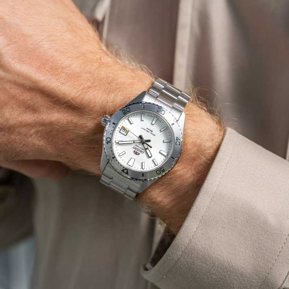 ساعت مچی مردانه اورینت ORIENT RA-AC0Q03S