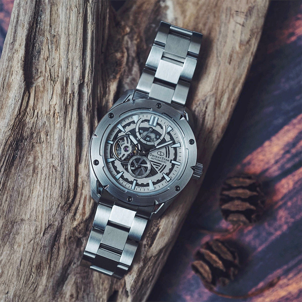 ساعت مچی مردانه اورینت Orient RE-AV0A02S00B