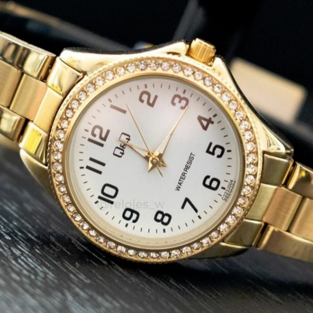 ساعت مچی زنانه کیو اند کیو Q&Q C223J004Y