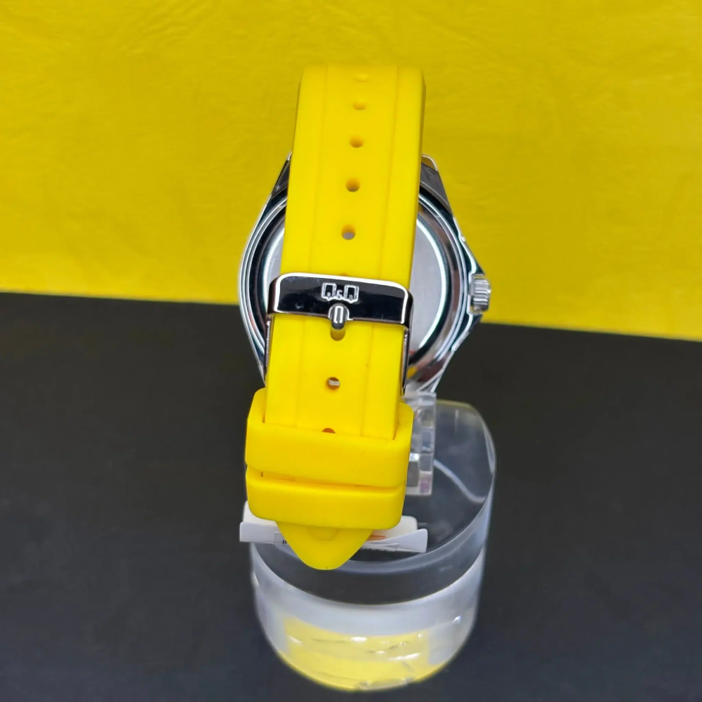 ساعت مچی کیو اند کیو مردانه Q&Q C72A-009PY