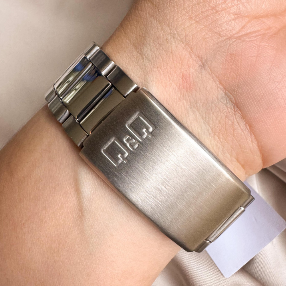 ساعت مچی مردانه کیو اند کیو Q&Q A39A-001PY