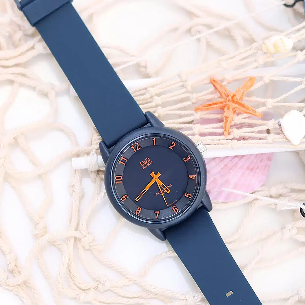 ساعت مچی کیو اند کیو مردانه Q&Q VR52J002Y