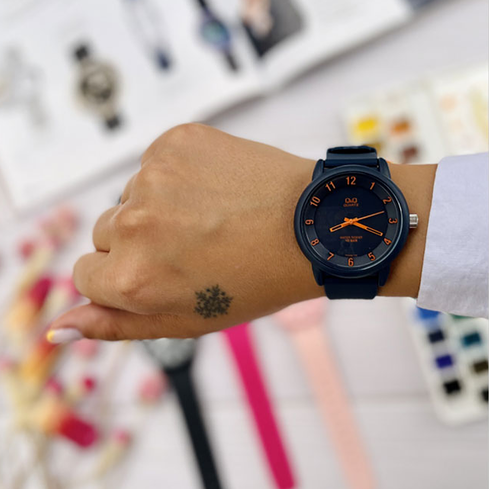 ساعت مچی کیو اند کیو مردانه Q&Q VR52J002Y