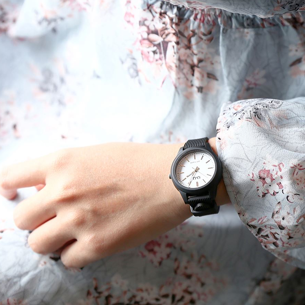 ساعت مچی کیو اند کیو زنانه Q&Q VS13J003Y