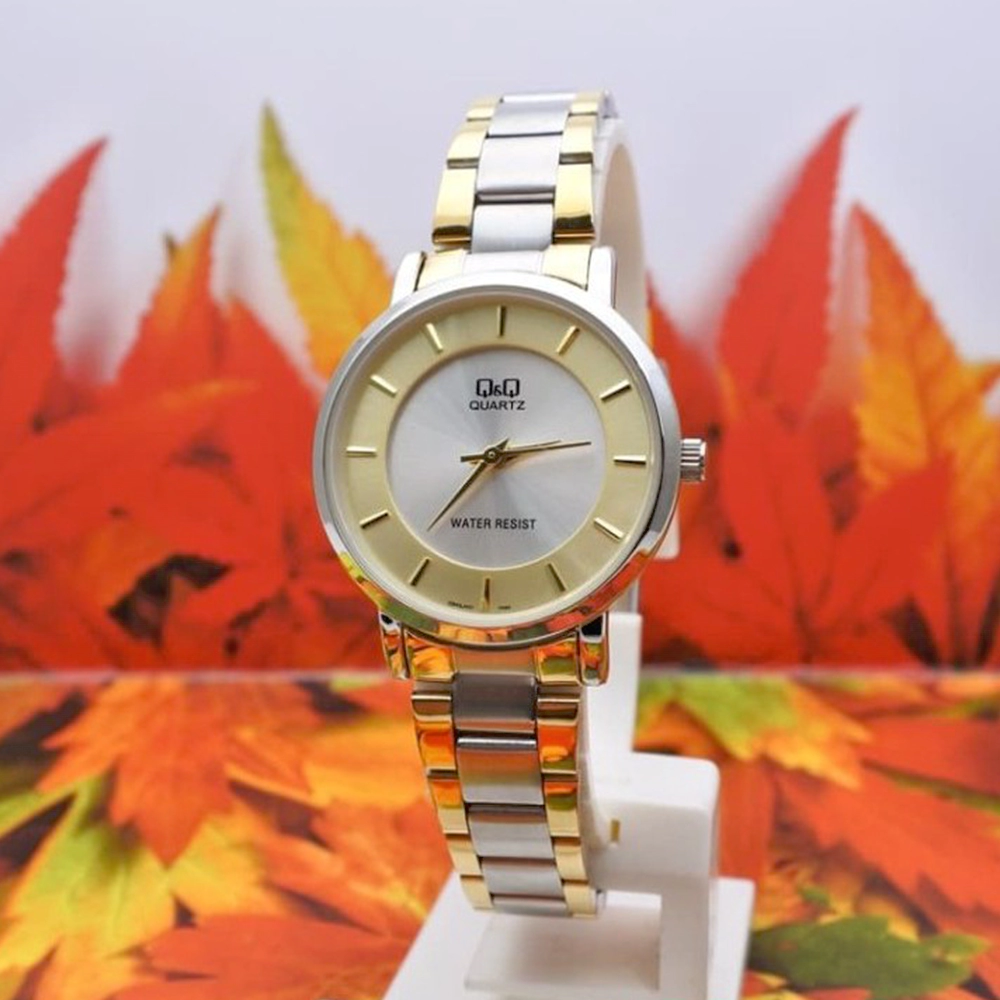 ساعت مچی زنانه کیو اند کیو Q&Q Q945J401Y