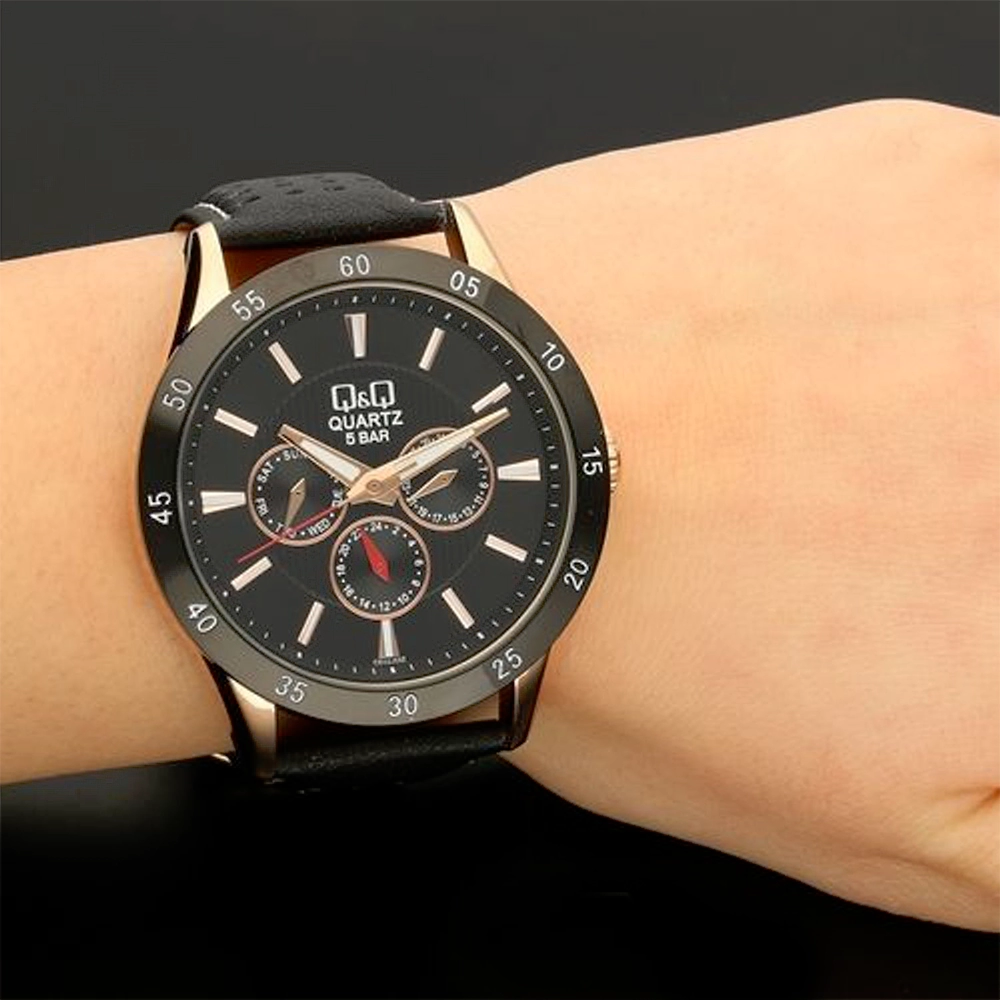 ساعت مچی مردانه کیو اند کیو Q&Q CE02J532Y