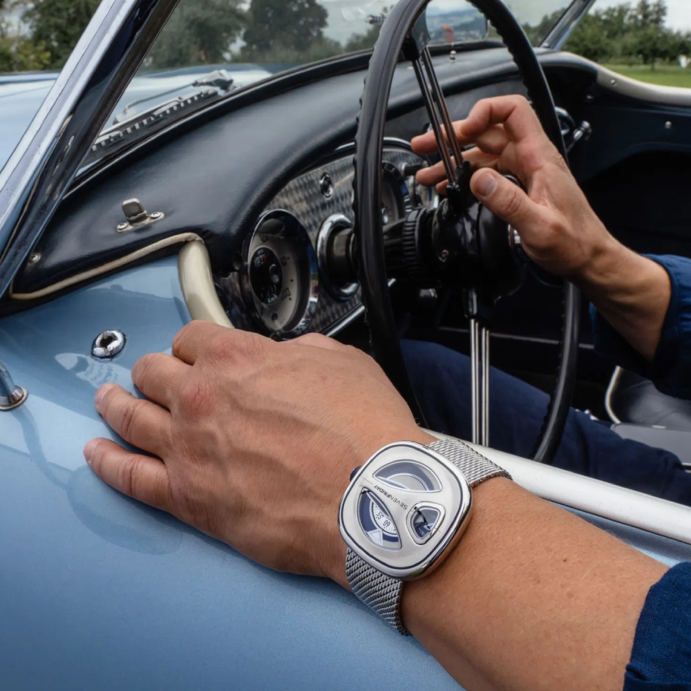 ساعت مچی سون فرایدی مردانه SEVENFRIDAY SF-ME1/01M