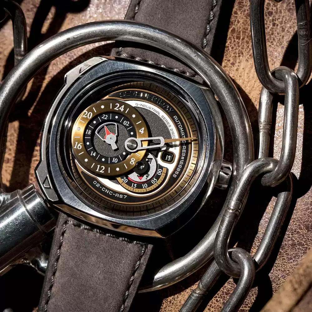 ساعت مچی مردانه سون فرایدی SEVENFRIDAY-SF-Q2/02
