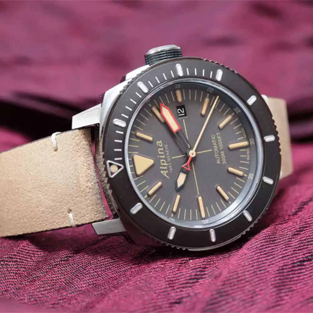 ساعت مچی مردانه آلپینا ALPINA-AL-525LGG4TV6