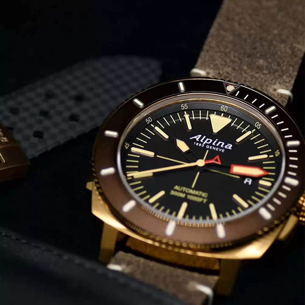 ساعت مچی مردانه آلپینا ALPINA-AL-525LBBR4V4