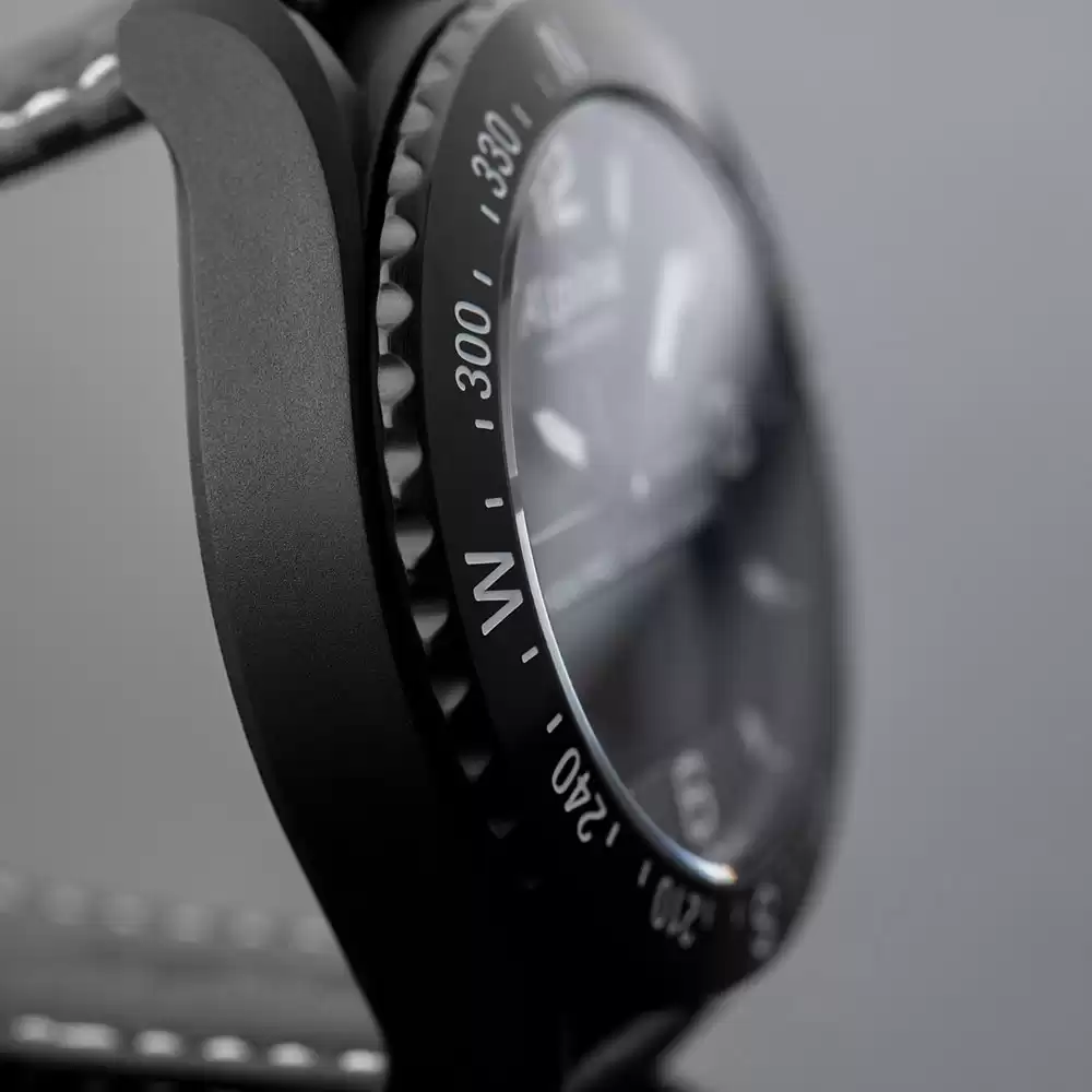 ساعت مچی هوشمند مردانه آلپینا ALPINA-AL-283LBBW5AQ6