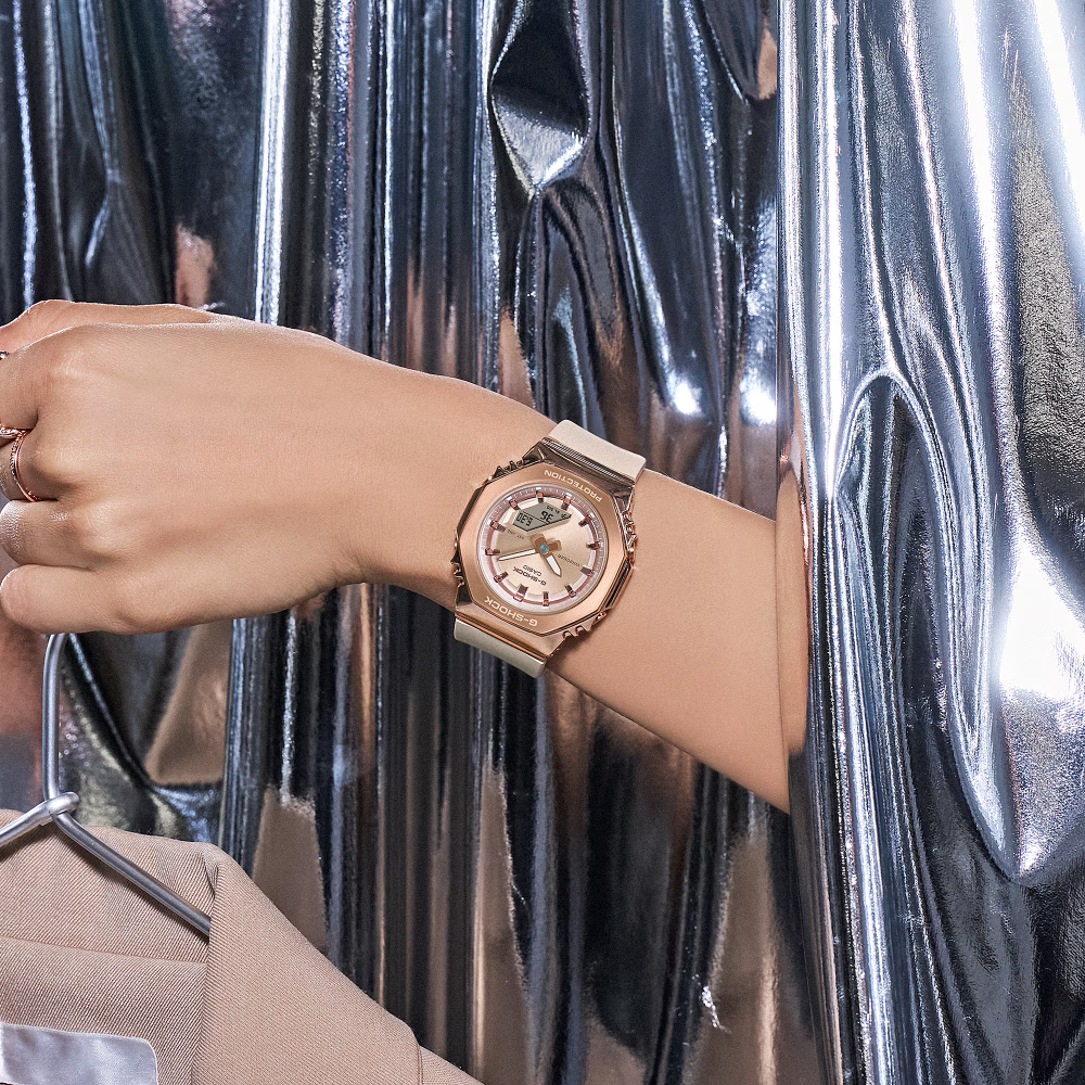 ساعت مچی زنانه جی شاک G-SHOCK GM-S2110PG-4A