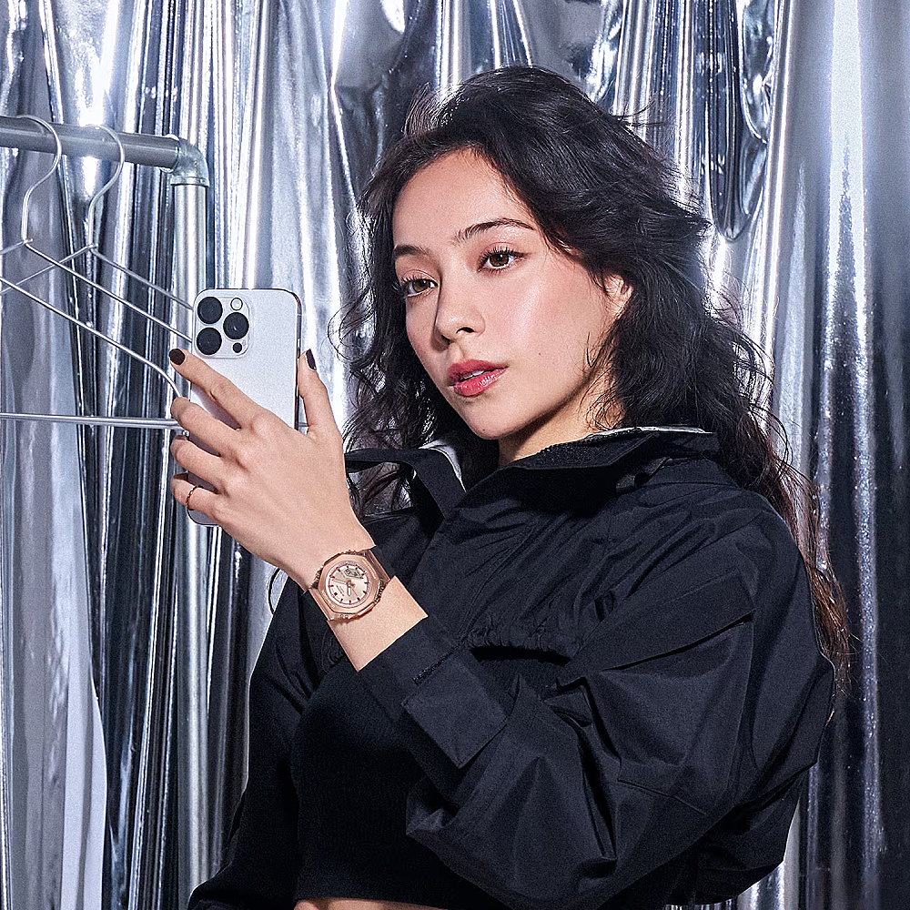 ساعت مچی زنانه جی شاک G-SHOCK GM-S2110PG-1A4