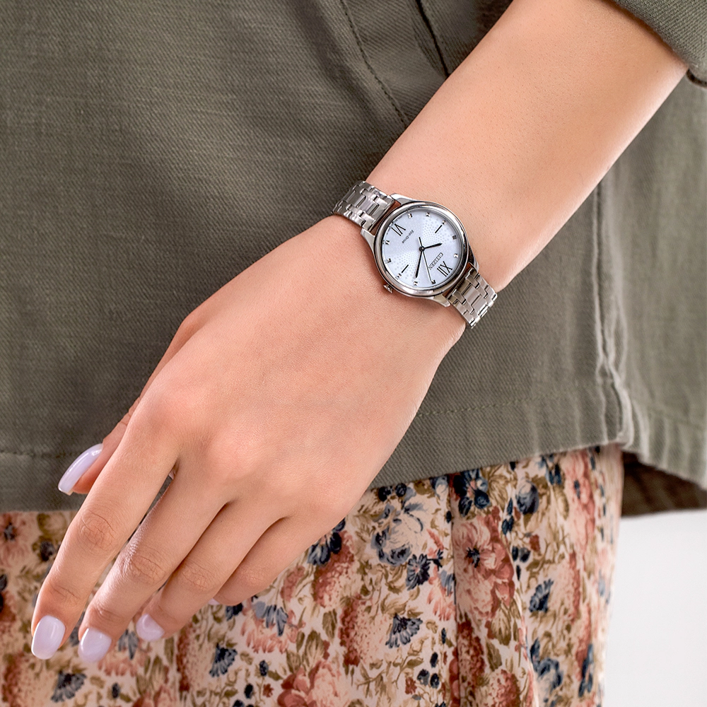 ساعت مچی زنانه سیتی زن CITIZEN EM0500-73A