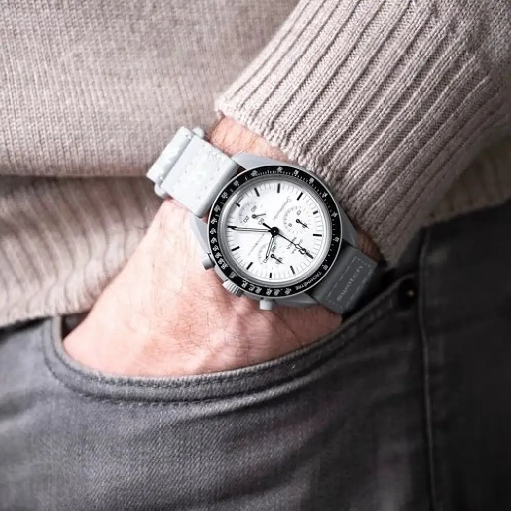 ساعت مچی امگا سواچ MOONSWATCH 1965-SO33M106