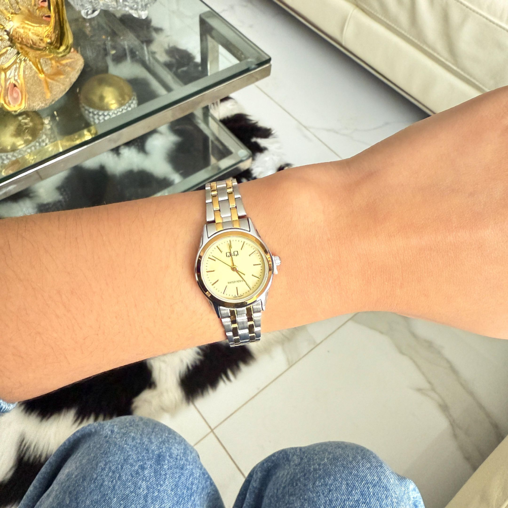 ساعت مچی کیو اند کیو زنانه Q&Q C50A-002PY