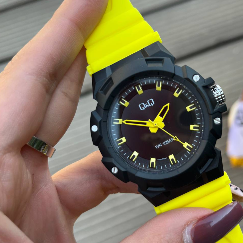 ساعت مچی کیو اند کیو مردانه Q&Q V40A-003VY