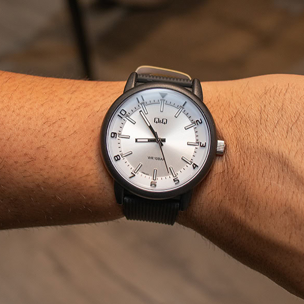 ساعت مچی کیو اند کیو مردانه Q&Q VR52J011Y