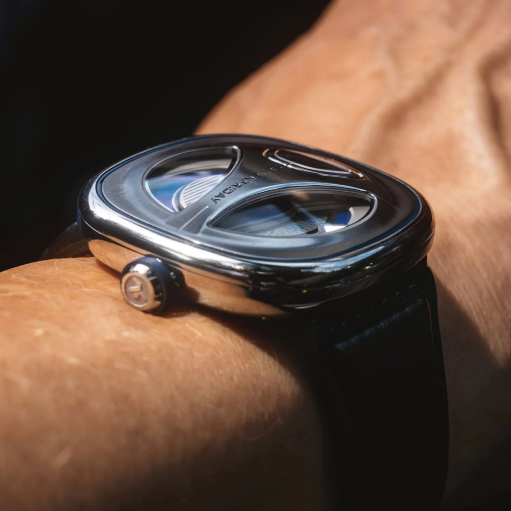 ساعت مچی سون فرایدی مردانه SEVENFRIDAY SF-ME1/01