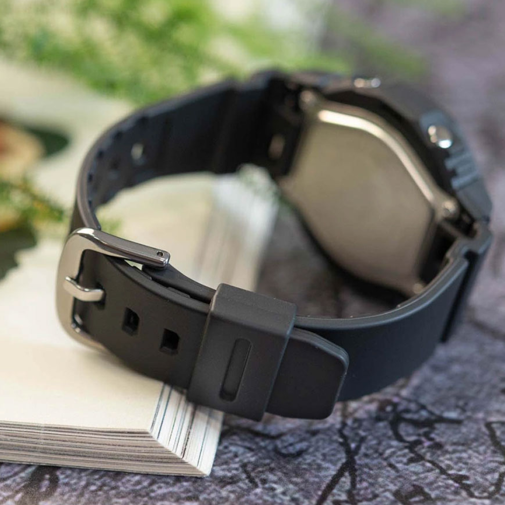 ساعت مچی جی شاک زنانه G-SHOCK GMA-P2100SA-1A2